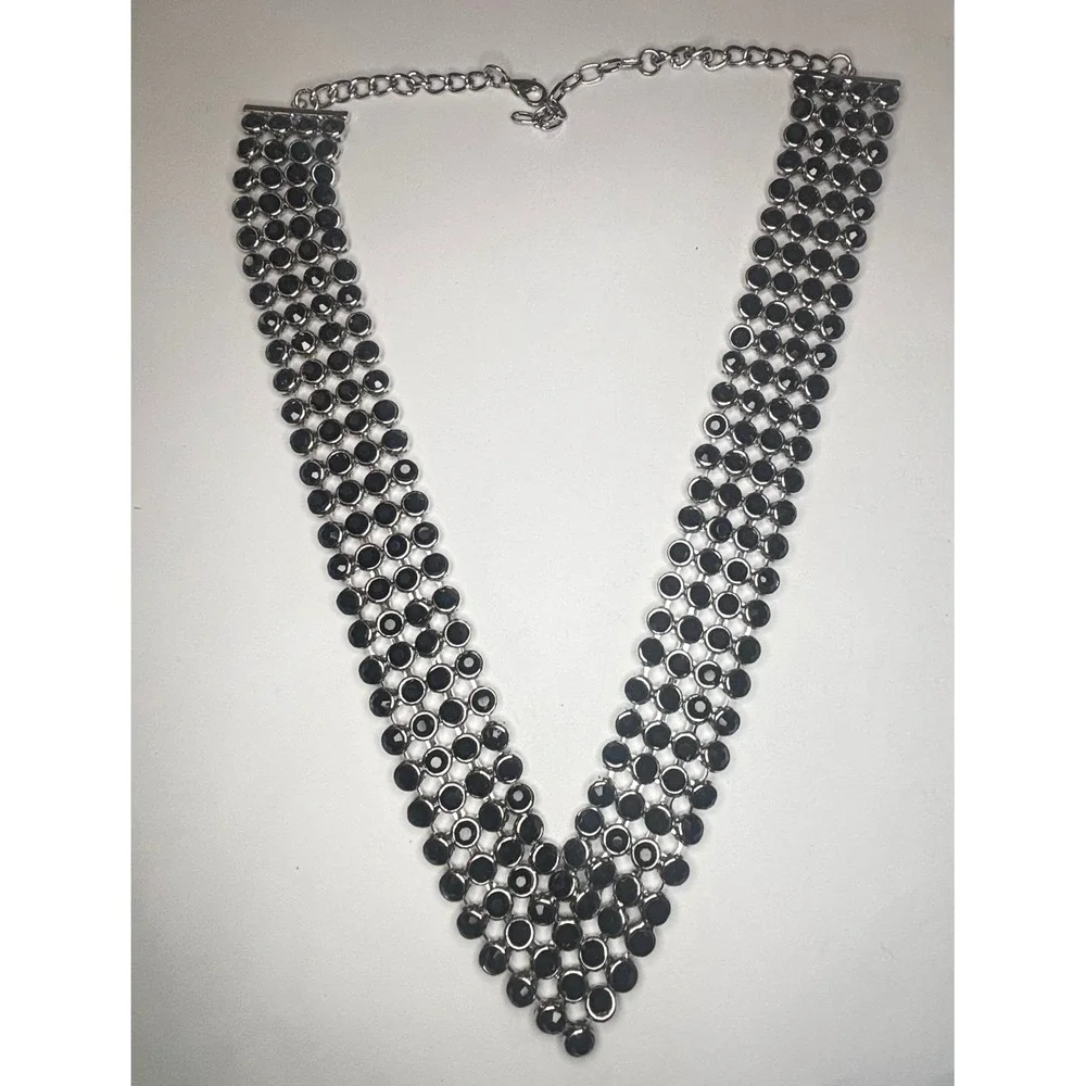 Black Rhinestone V Shape Statement Necklace Silver Tone Mesh Bib Collar 23 Inch